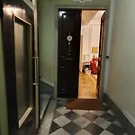 688 Konukevi Cenova