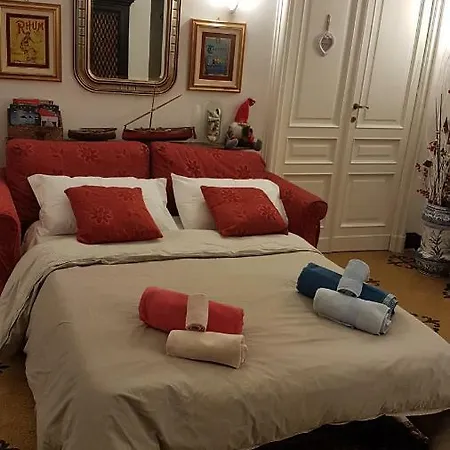 688